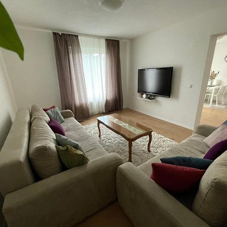 סראייבו Sunny Garden Apartment מראה חיצוני תמונה