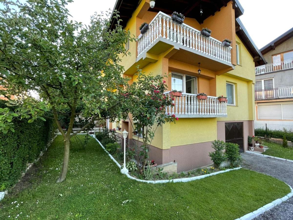 סראייבו Sunny Garden Apartment מראה חיצוני תמונה